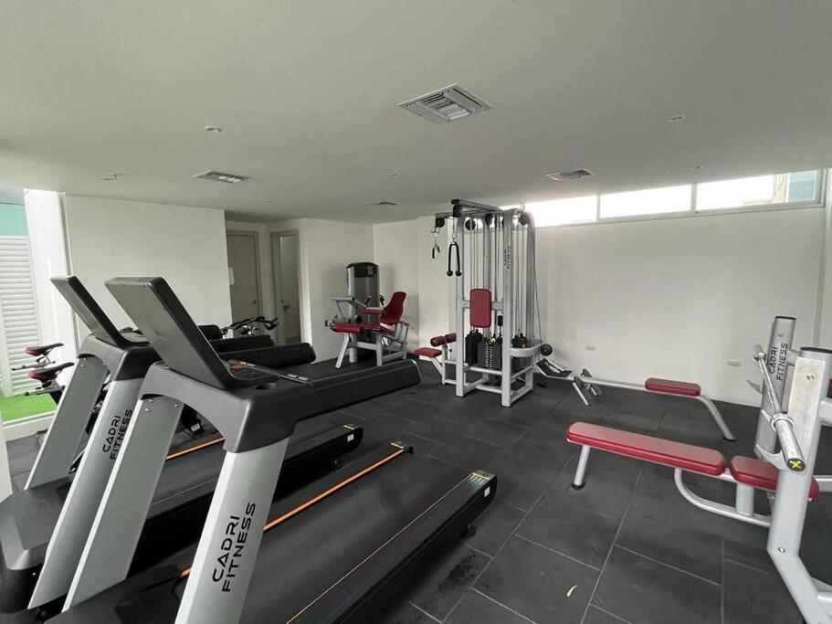 New Luxury Apartment With King - Size Bed Ceibos Guayaquil Exterior photo